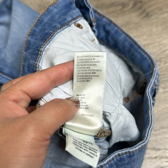 We The Free Free People Button-Fly High Rise Flare Jeans Blue Wash Sz 25 - Picture 11 of 12